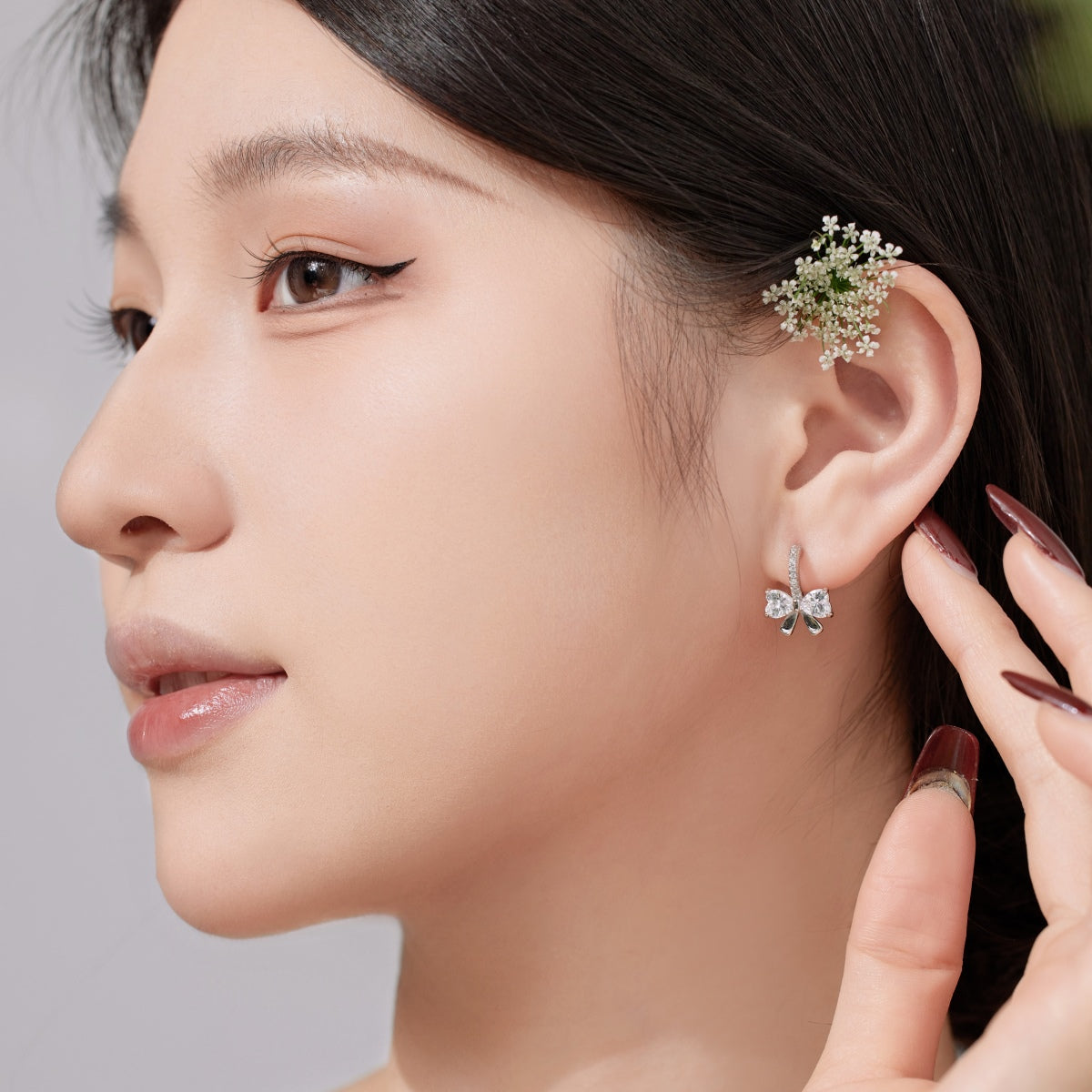 [Perla Lux]Exquisite Earrings With Heart-Shaped Bow Design