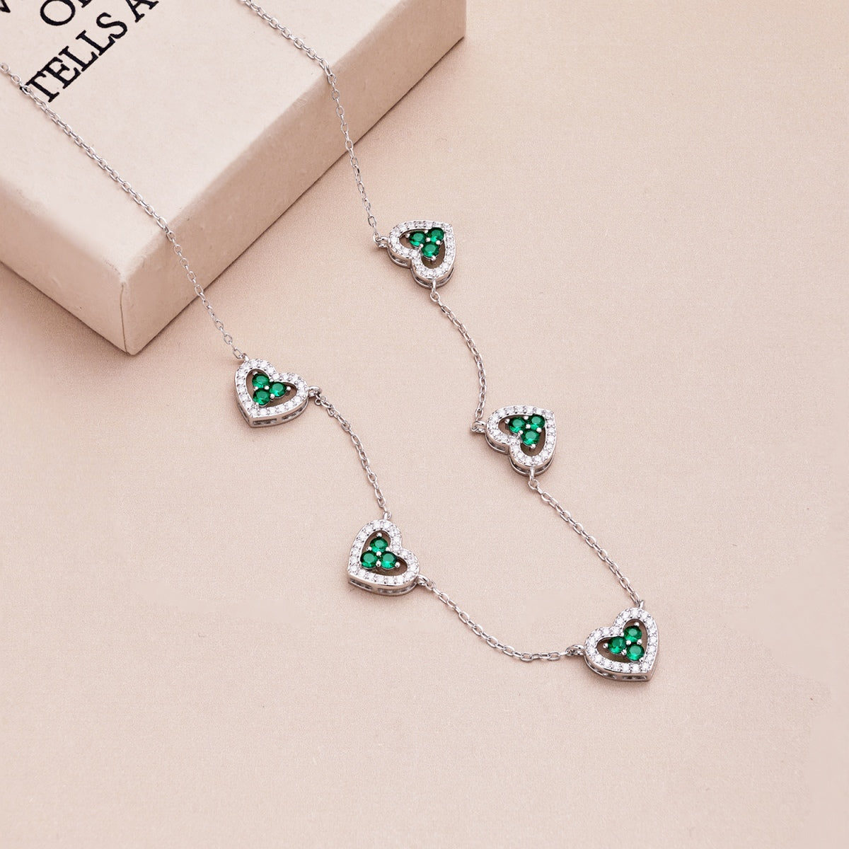 [Perla Lux]Sparkling Five Heart Necklace