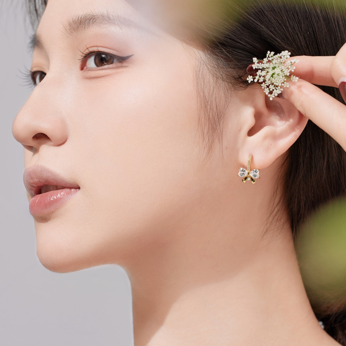[Perla Lux]Exquisite Earrings With Heart-Shaped Bow Design