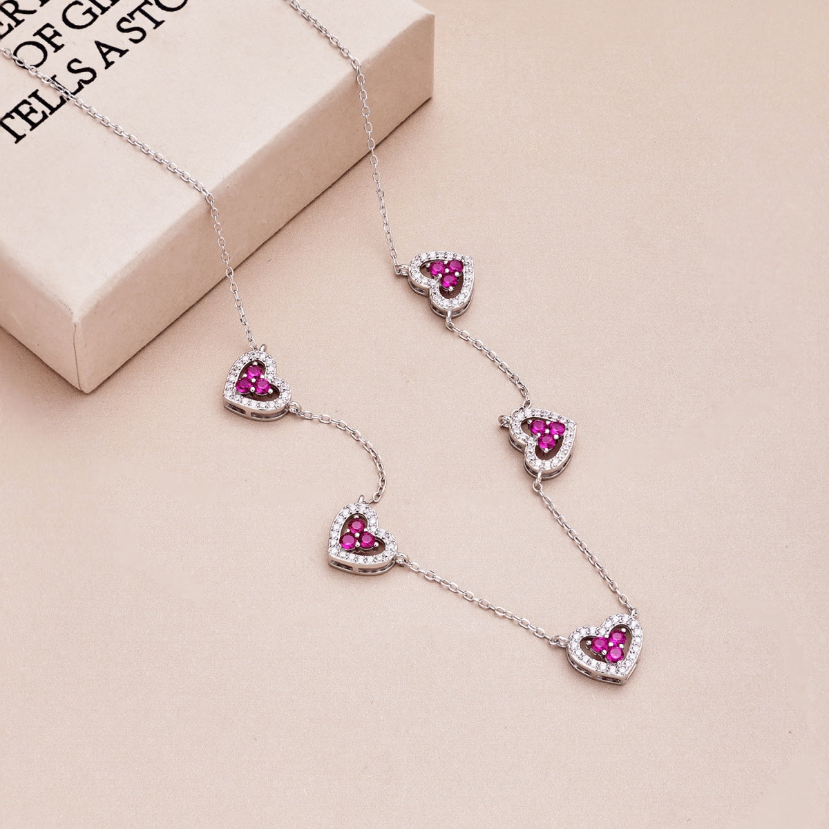 [Perla Lux]Sparkling Five Heart Necklace