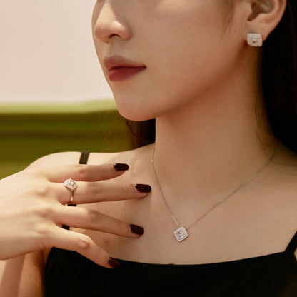 [Perla Lux]Sparkling Asscher Cut Necklace