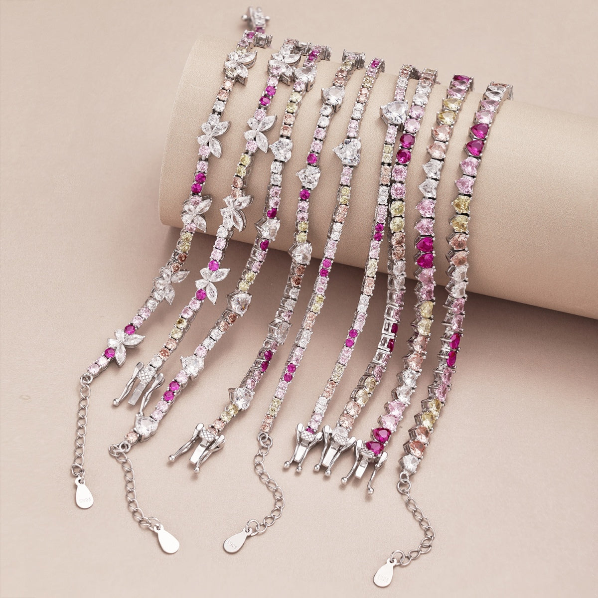 [Perla Lux]Ornate Colorful Butterfly Shape Round Cut Daily Bracelet