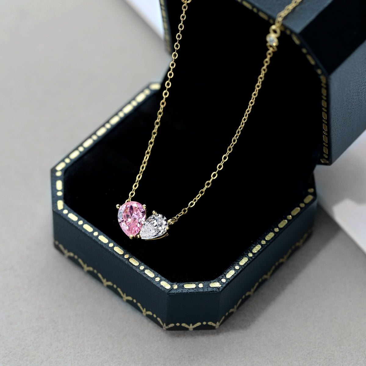 [Perla Lux]Unique Heart Shape Necklace