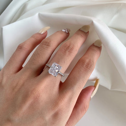[Perla Lux]4.0 Carat Luxurious Engagement Ring