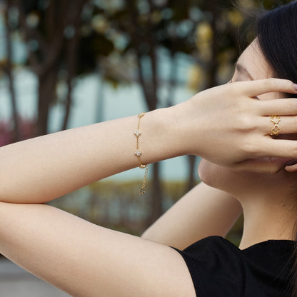 [Perla Lux]Four-Leaf Clover Hollow Butterfly Bracelet