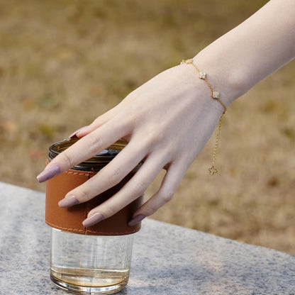 [Perla Lux]Four-Leaf Clover Hollow Butterfly Bracelet