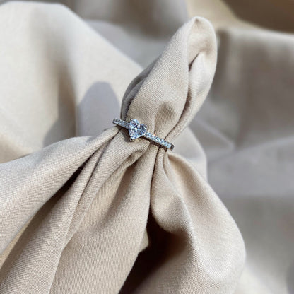 [Perla Lux]0.5 Carat CaratEternity Charming Heart Shape Lover Ring