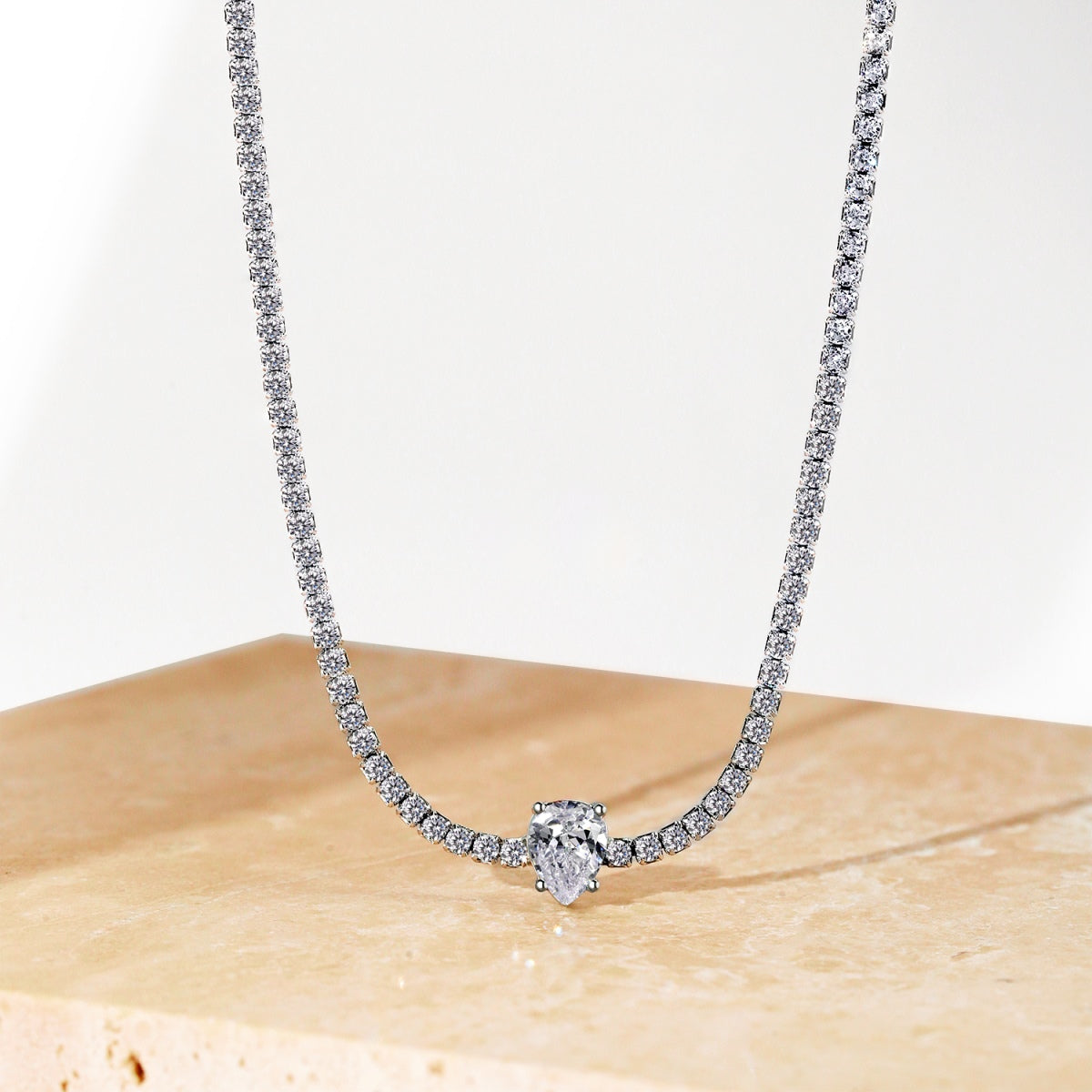 [Perla Lux]1.0 carat Unique Pear Cut Tennis Necklace