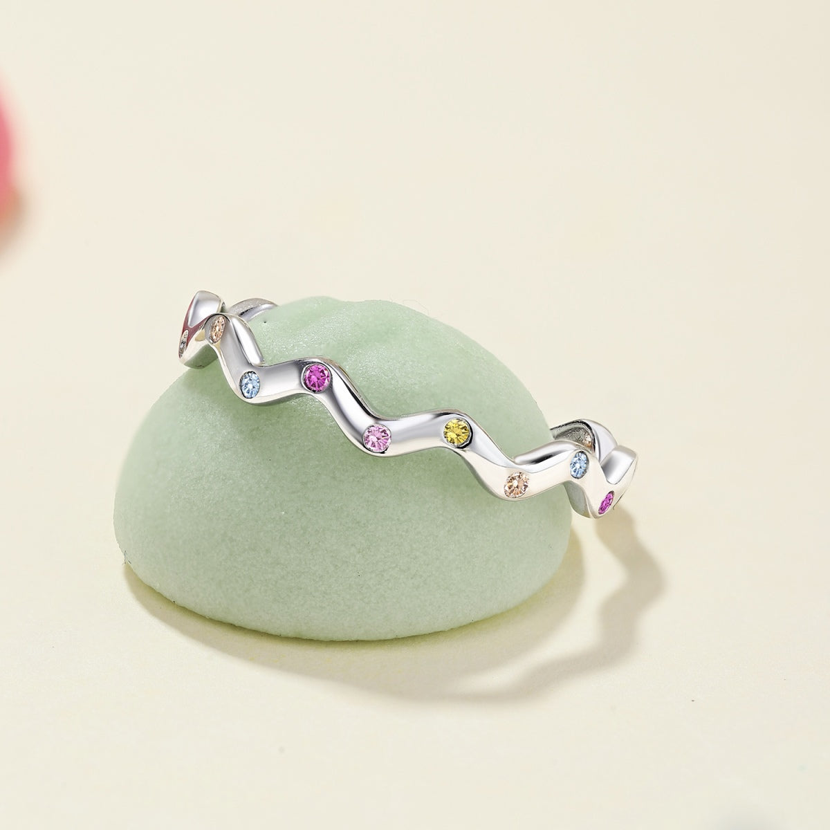 [Perla Lux]Ornate Vibrant Round Cut Daily Ring