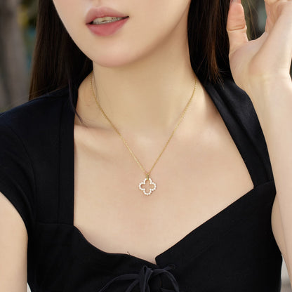 [Perla Lux]Four-Leaf Clover Hollow Design Exquisite Necklace