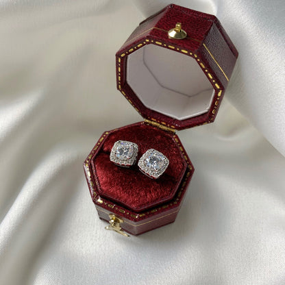 [Perla Lux]Classic Round Center Stone Stud Earrings