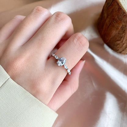 [Perla Lux]0.75 Carat Luxurious Vibrant Elongated Cushion Cut Daily Ring