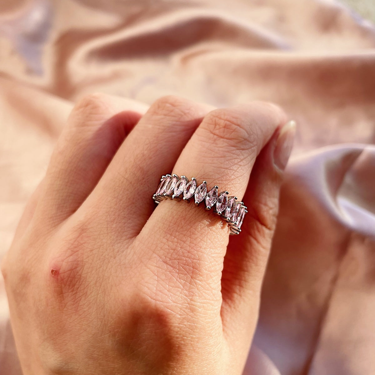 [Perla Lux]Gorgeous Marquise Cut Tennis Ring