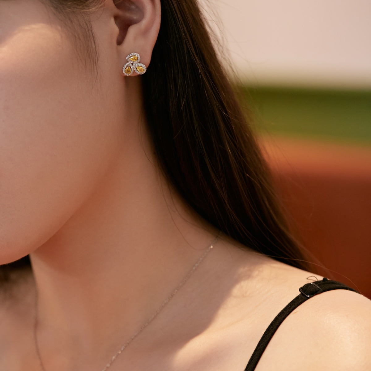 [Perla Lux]Ornate Flower Shape Pear Cut Lover Earrings