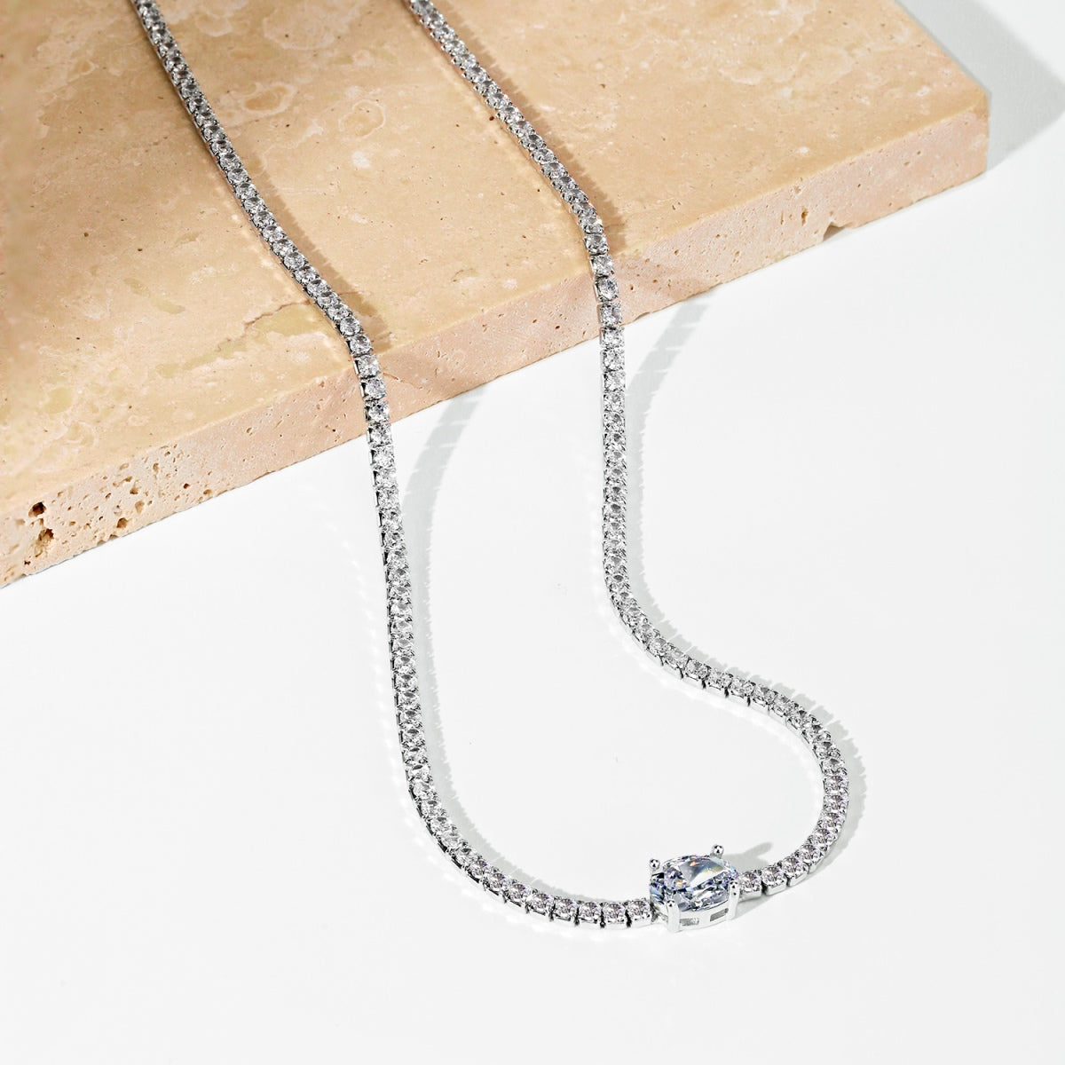 [Perla Lux]1.0 Carat Shining Oval Cut Necklace