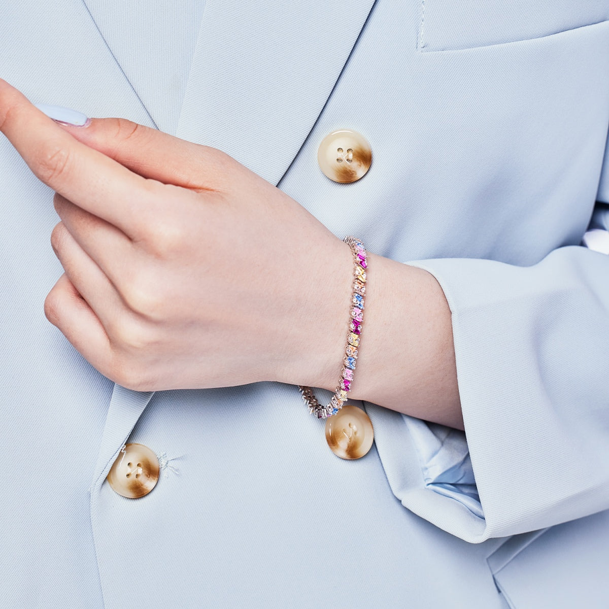 [Perla Lux]Ornate Sparkling Multi Cut Party Bracelet