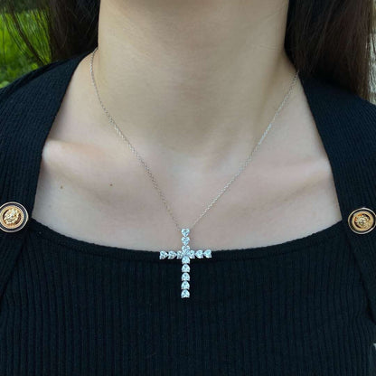 [Perla Lux]Radiant Cross Shape Necklace