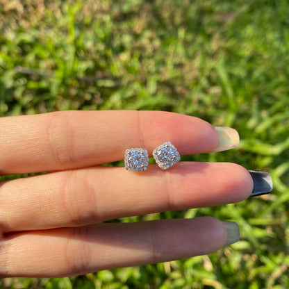 [Perla Lux]Classic Round Center Stone Stud Earrings
