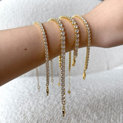 [Perla Lux]Sparkling Radiant Princess Cut Tennis Bracelet