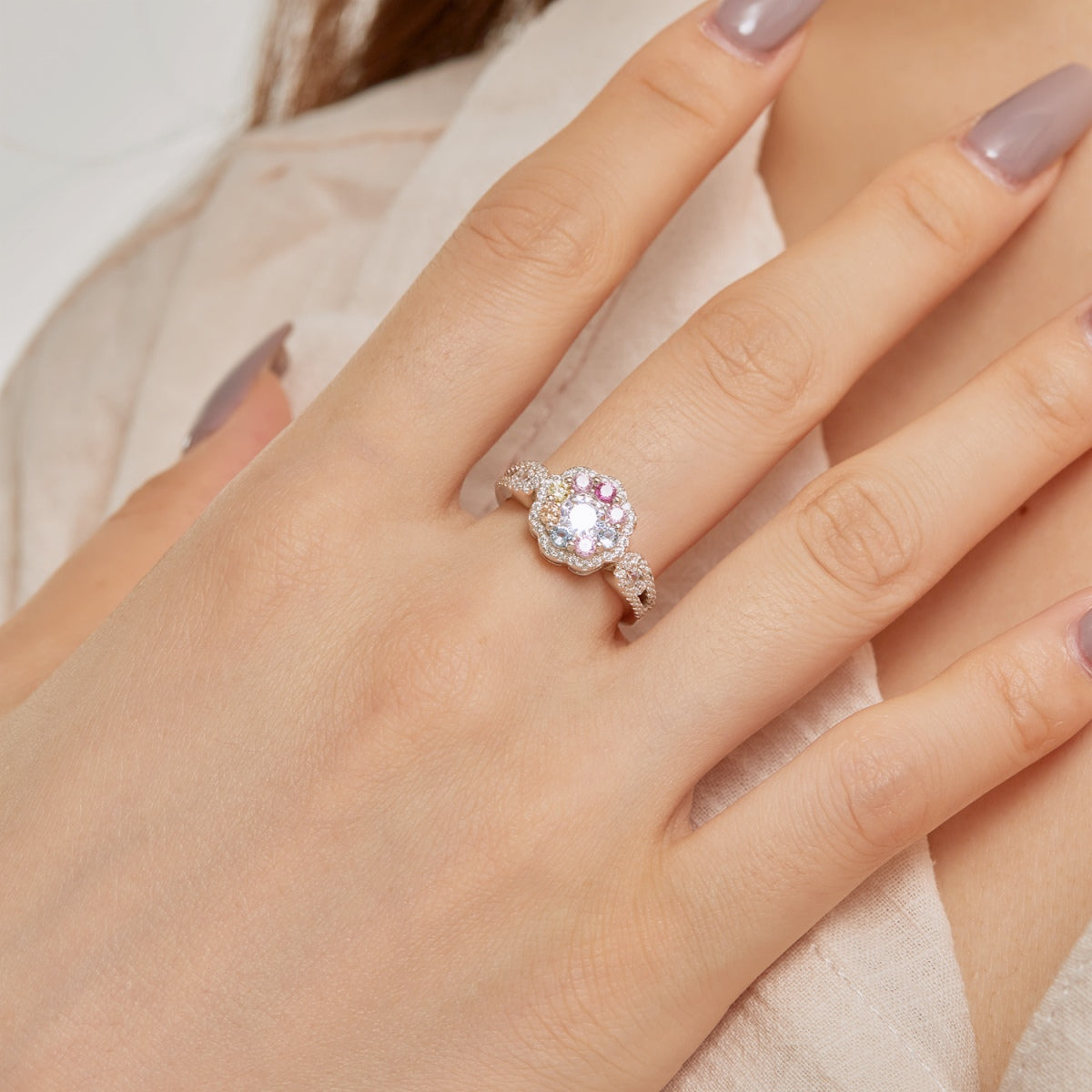 [Perla Lux]Delicate Colorful Round Cut Flower Shape Wedding Ring