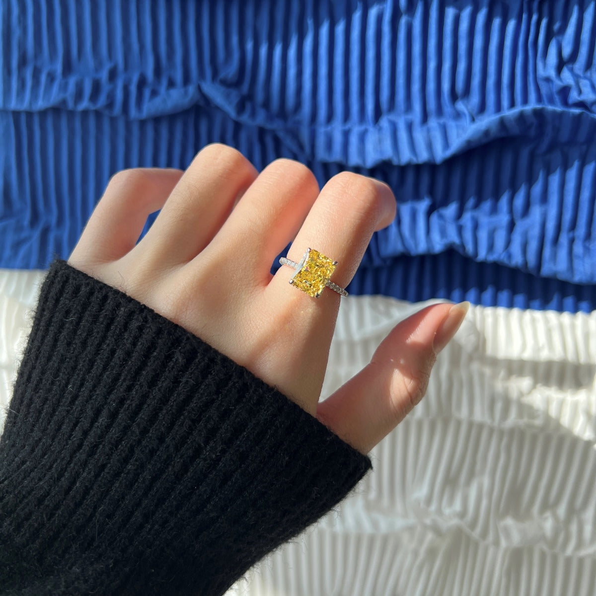 [Perla Lux]4.0 Carat Luxurious Engagement Ring