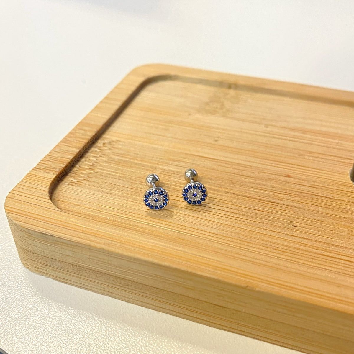 [Perla Lux]Devil's Eye Ear Bone Nail Earrings