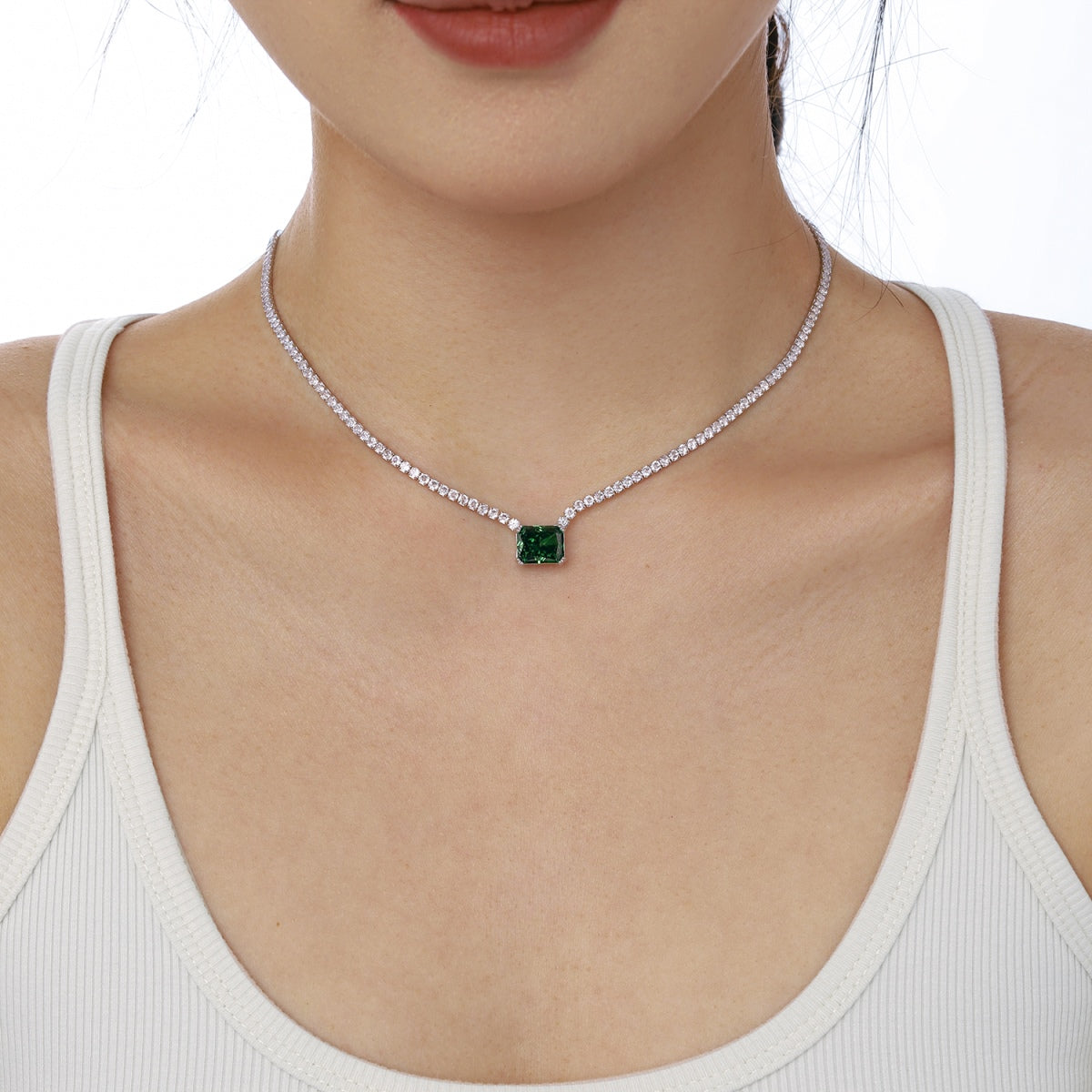 [Perla Lux]4.0 Carat Elegant Radiant Cut Necklace