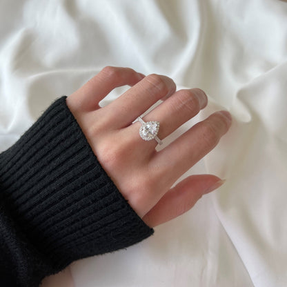 [Perla Lux]1.0 Carat Luxurious Resplendent Water Drop Shape Wedding Ring