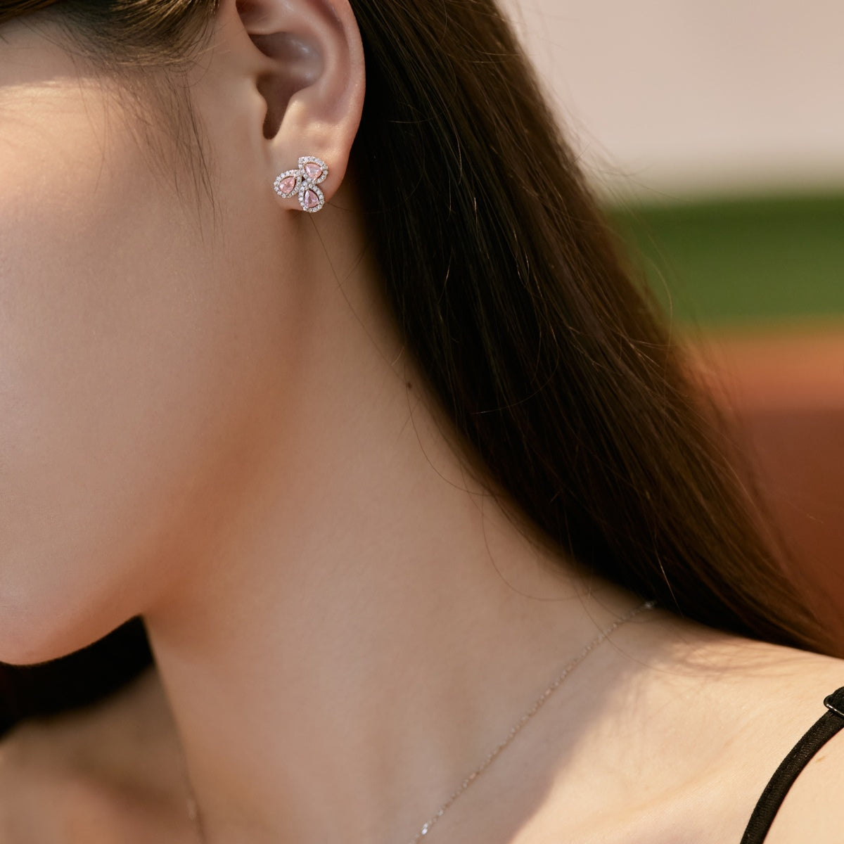[Perla Lux]Ornate Flower Shape Pear Cut Lover Earrings