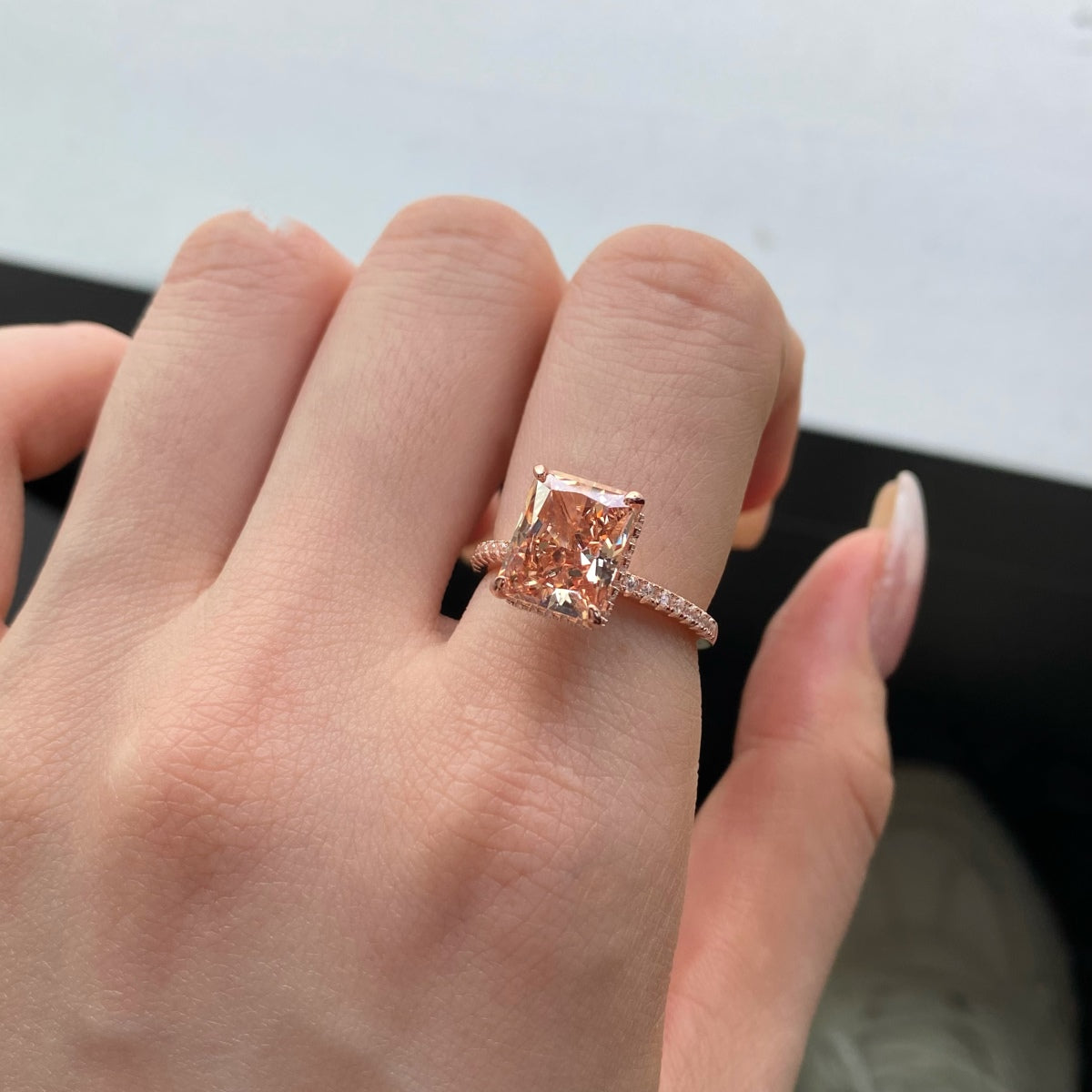 [Perla Lux]4.0 Carat Luxurious Engagement Ring