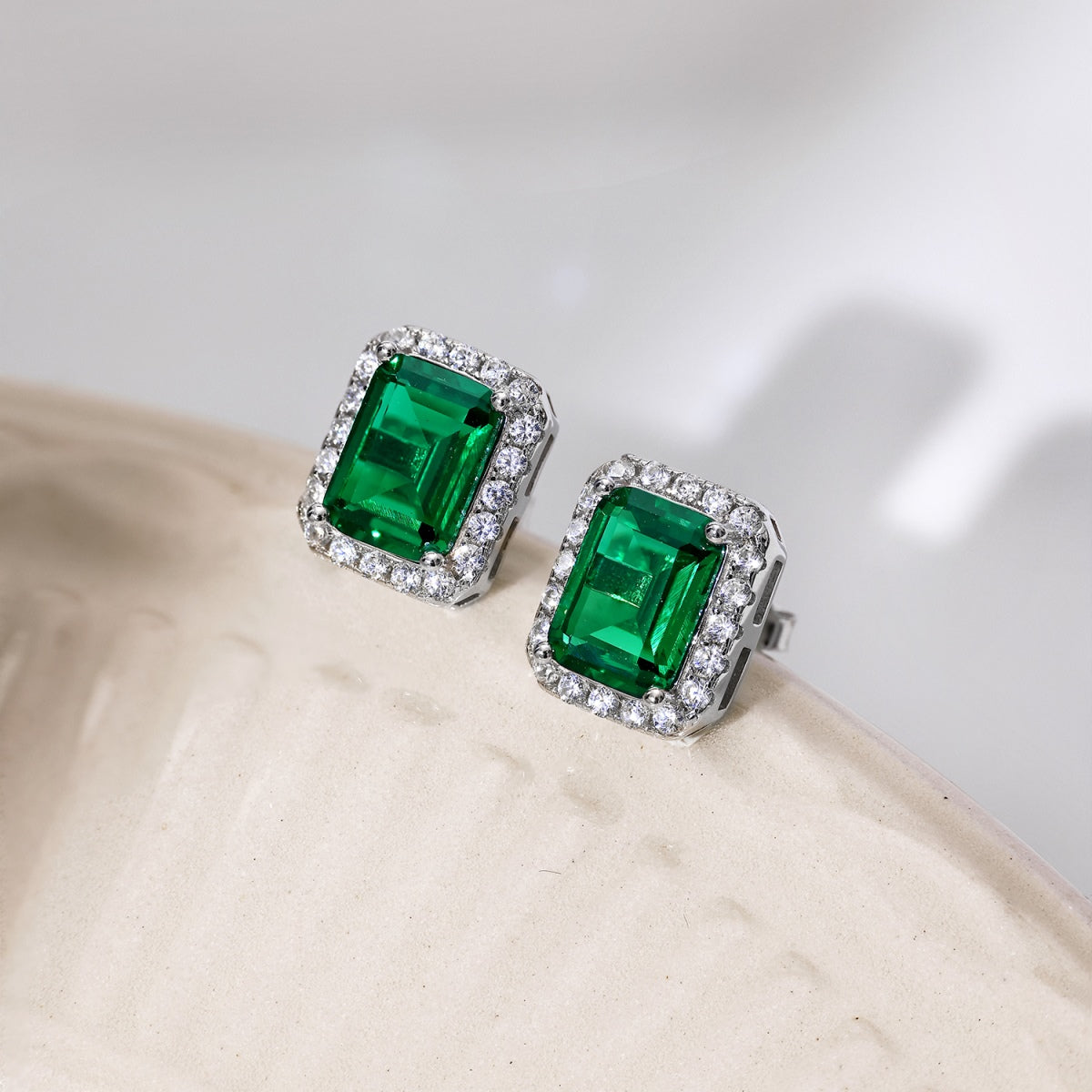 [Perla Lux]Luxurious Dainty Emerald Cut Banquet Earrings