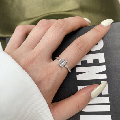 [Perla Lux]1.0 Carat Dainty Resplendent Radiant Cut Daily Ring