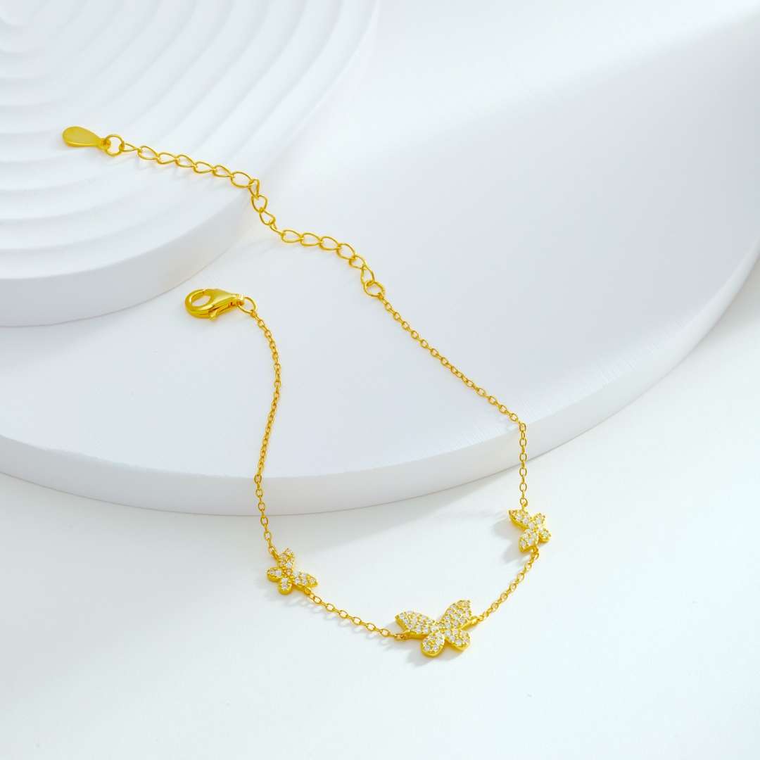 [Perla Lux]Delicate Butterfly Pendant Bracelet