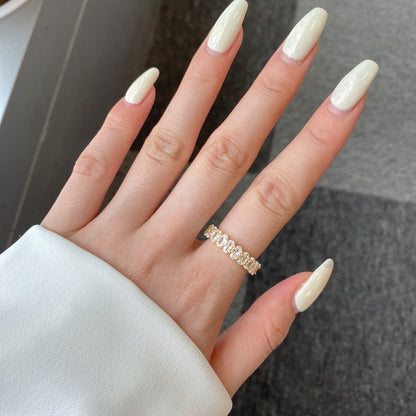 [Perla Lux]Ornate Oval Cut Tennis Ring
