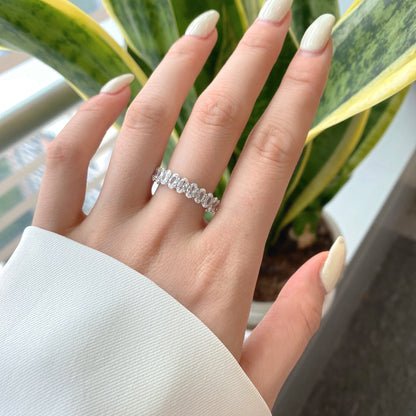 [Perla Lux]Ornate Oval Cut Tennis Ring