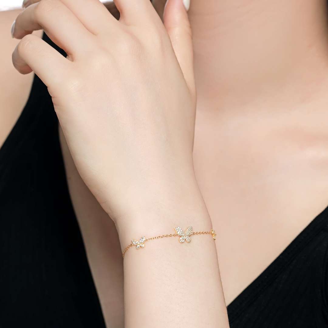 [Perla Lux]Delicate Butterfly Pendant Bracelet