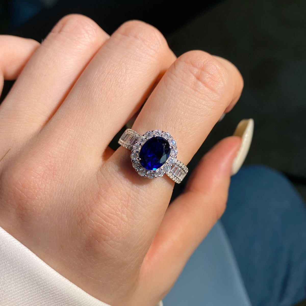 [Perla Lux]1.5 Carat Dazzling Charming Oval Cut Banquet Ring