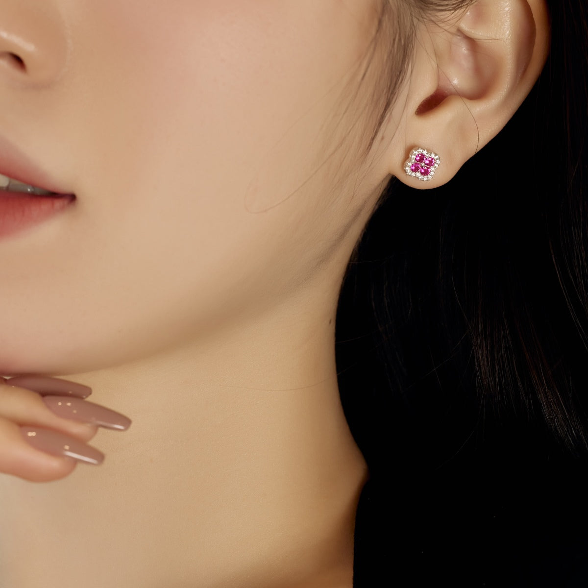 [Perla Lux]Four-Leaf Clover Flower Shaped Earrings