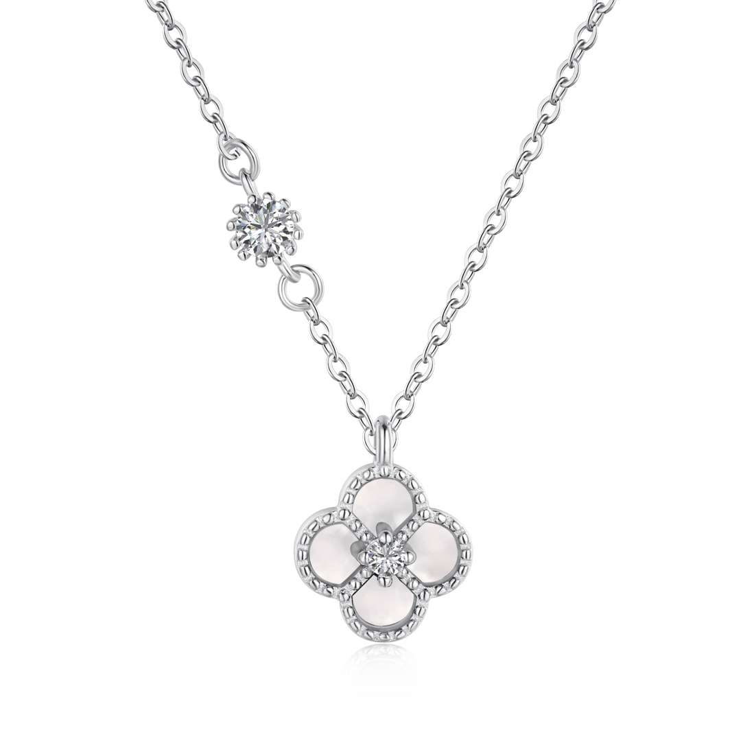 [Perla Lux]Delicate Flower Shape Necklace
