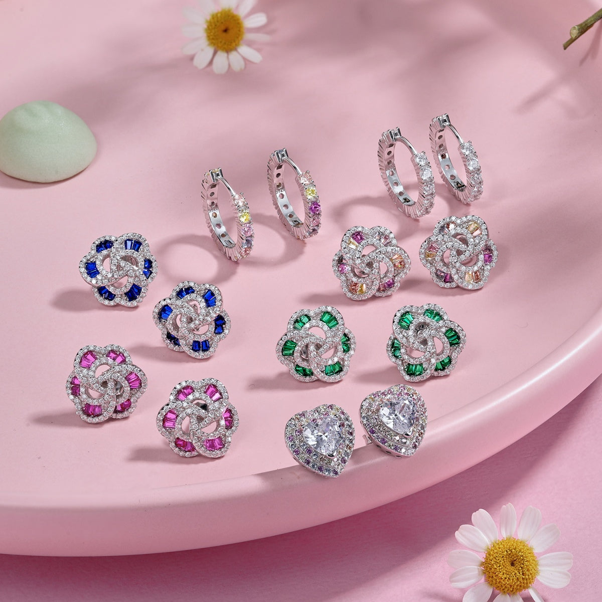 [Perla Lux]Exquisite Flower Shape Daily Earrings