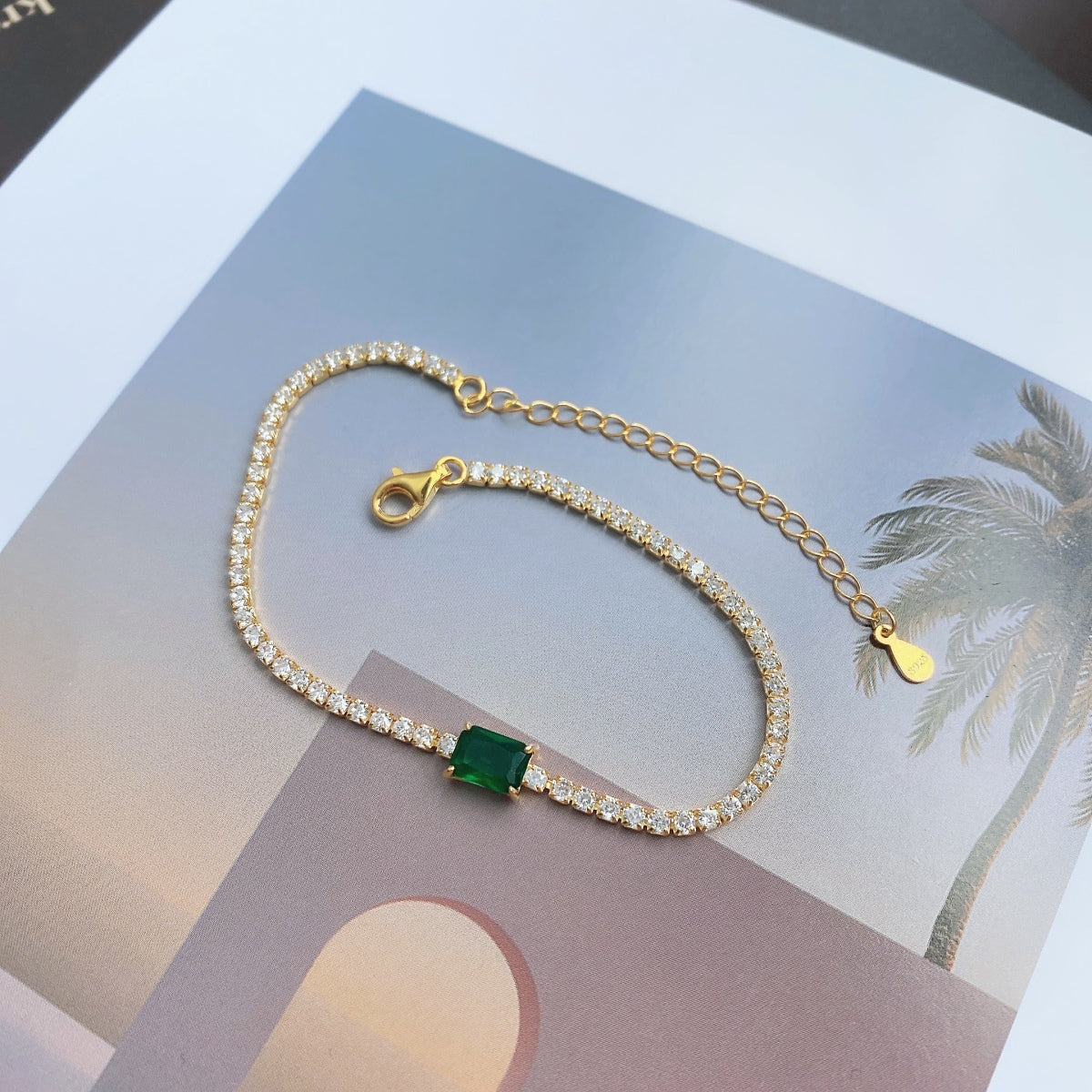 [Perla Lux]1.0 Carat Unique Emerald Cut Banquet Bracelet
