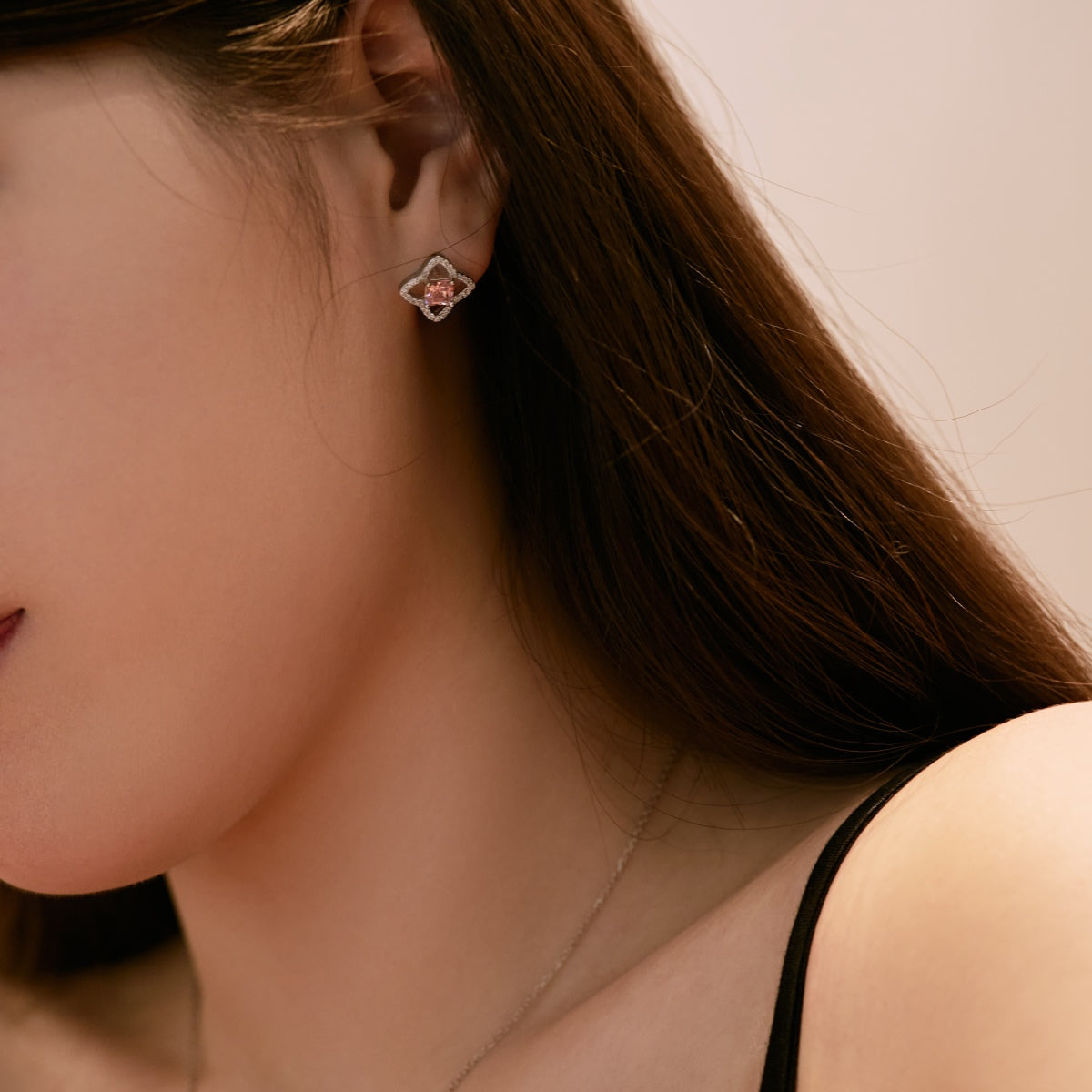 [Perla Lux]Elegant Star Shape Princess Cut Daily Earrings