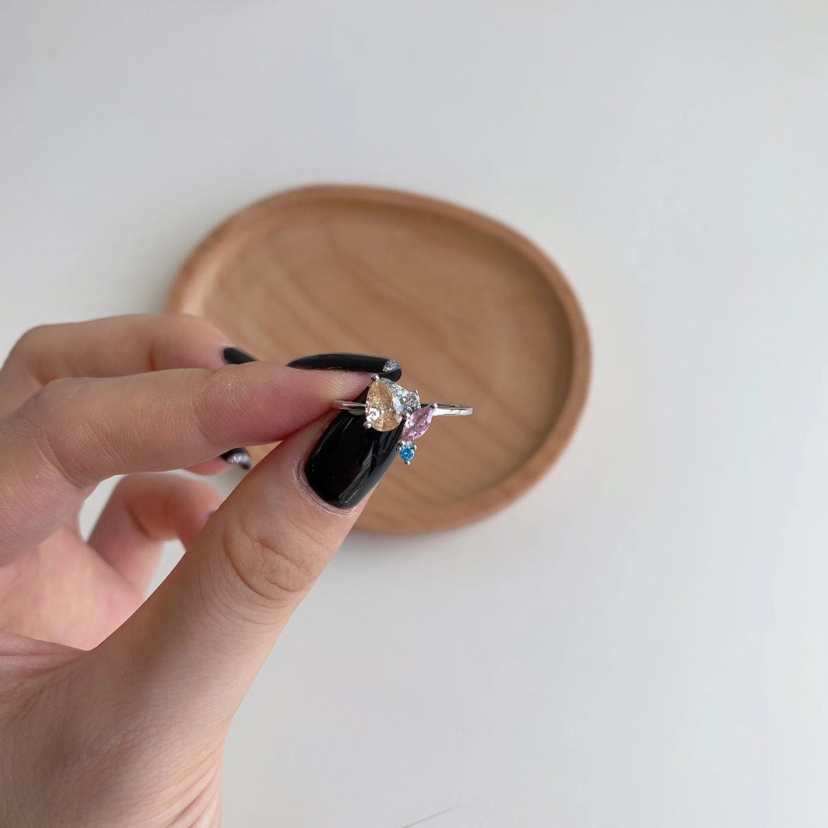 [Perla Lux]Radiant Colorful Multi Cut Daily Ring