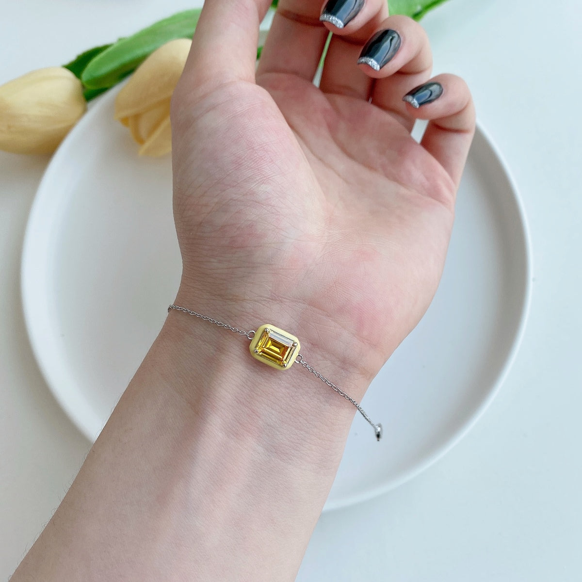 [Perla Lux]2.0 Carat Sparkling Colorful Emerald Cut Daily Bracelet