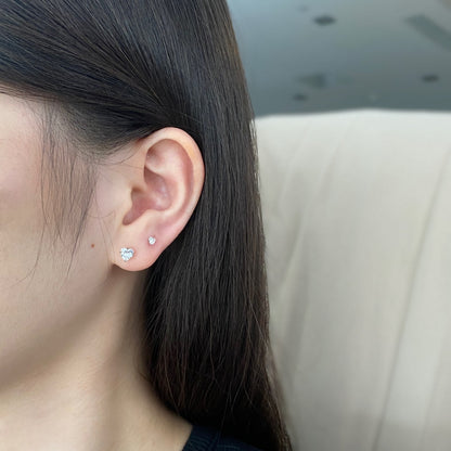[Perla Lux]Sparkling Heart Shaped Simple Earrings