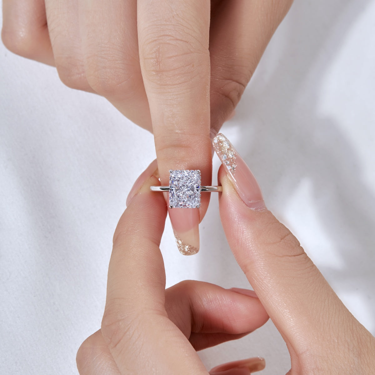 [Perla Lux]4.0 Carat Ornate Enchanting Radiand Cut Banquet Ring
