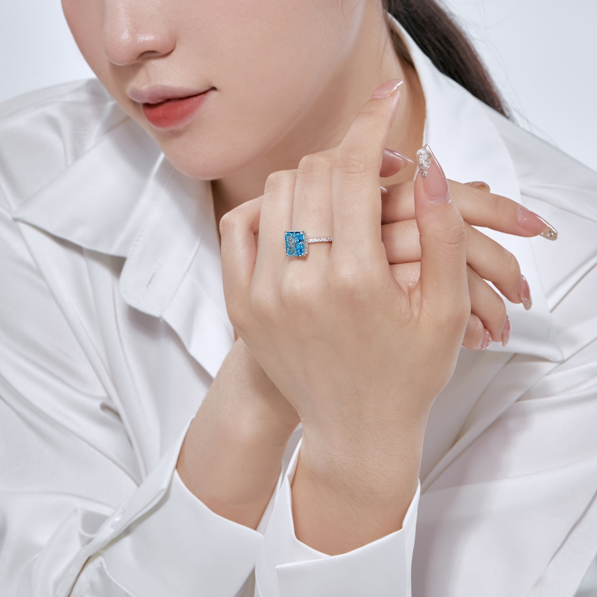 [Perla Lux]4.0 Carat Luxurious Engagement Ring