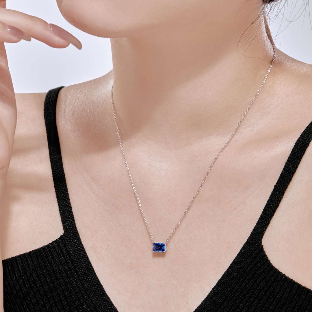 [Perla Lux]Luxurious Square Shape Colorful Necalack