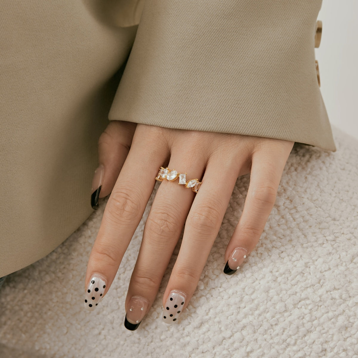 [Perla Lux]Delicate Multi Cut Ring