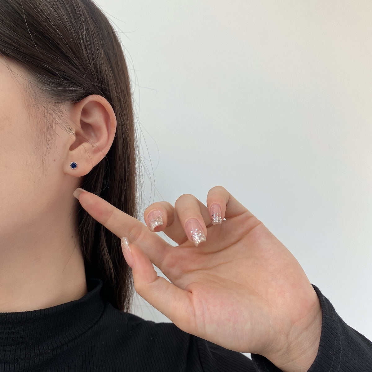 [Perla Lux]Sparkling Colorful Round Shape Earrings
